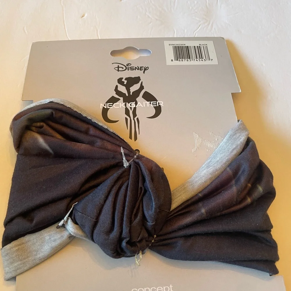 Star Wars NWT The Mandalorian Neck gaiter